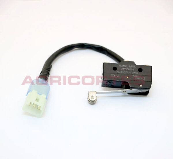 <SPAN CLASS='ALIDATA-PT'>SENSOR EMBRAIAGEM TDF T400/450/433/503/654/455/575 PEDAL FIM CURSO TCZ-R24</SPAN><SPAN CLASS='ALIDATA-EN'>SWITCH ASSY . LIMIT</SPAN>