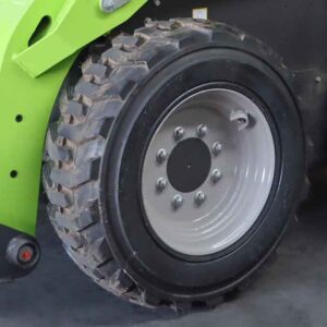 <SPAN CLASS='ALIDATA-PT'>PNEU DTO ZOMMLION ZS090V</SPAN><SPAN CLASS='ALIDATA-EN'>Right tire assembly8.25/10-16.5/10-Y</SPAN>